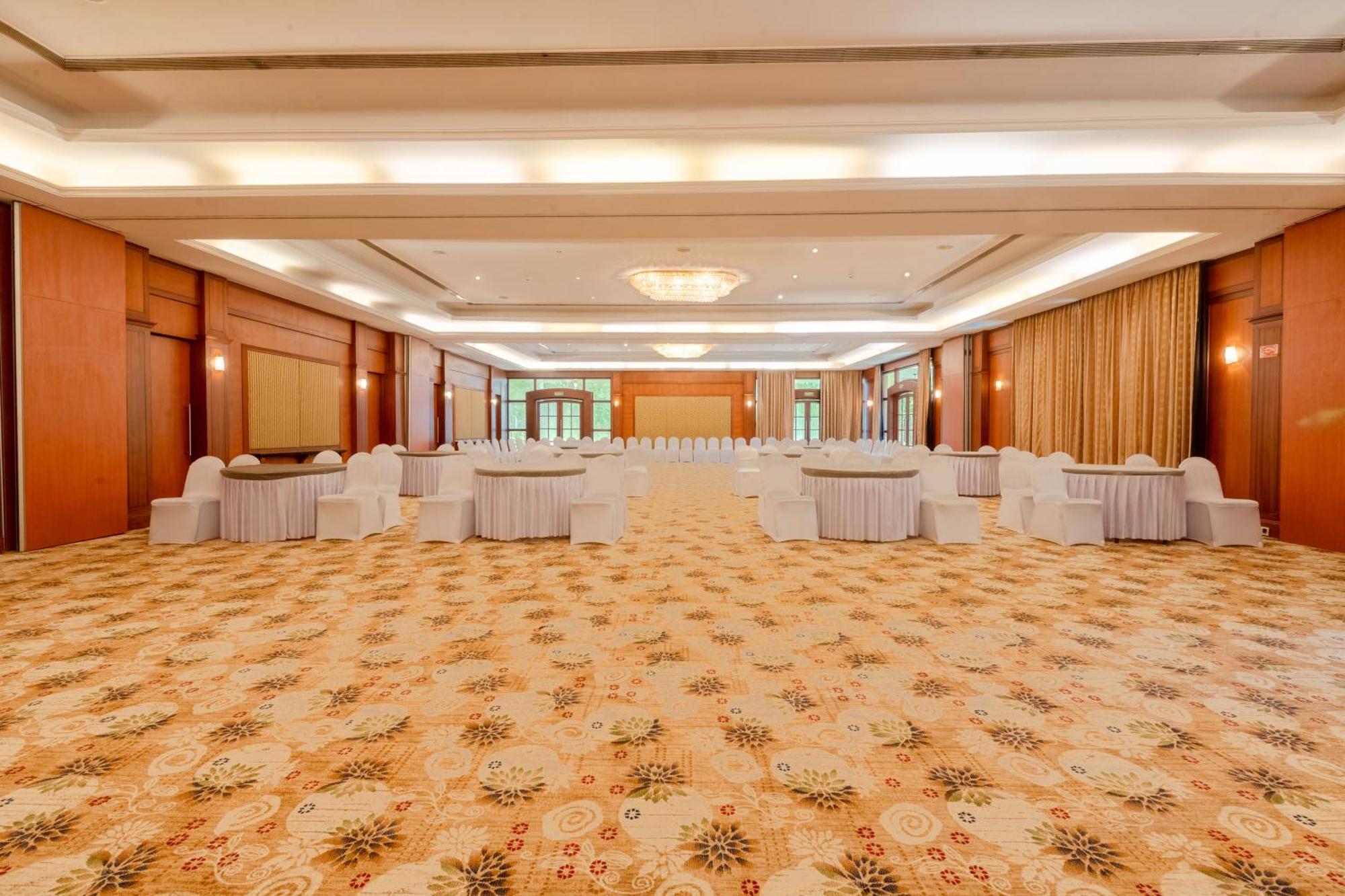 Club Mahindra Golden Landmark, Mysuru Exterior photo