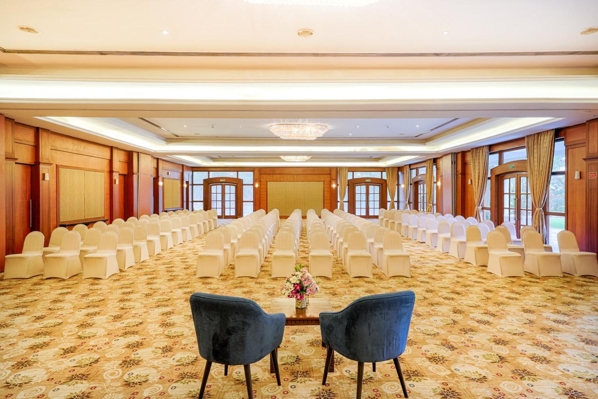 Club Mahindra Golden Landmark, Mysuru Exterior photo