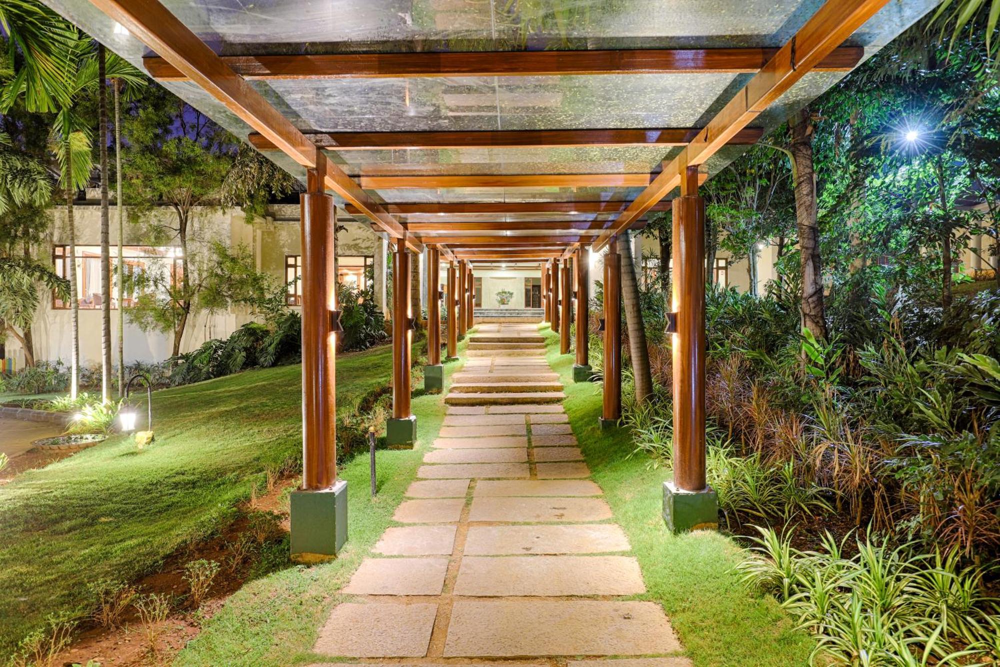 Club Mahindra Golden Landmark, Mysuru Exterior photo